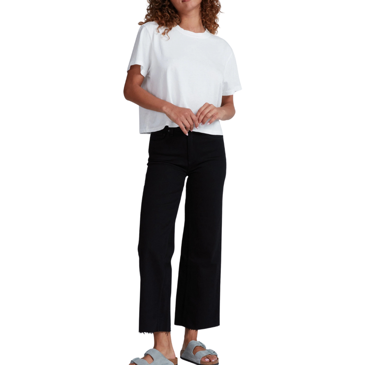 BLACK RESIN CROP WIDE LEG