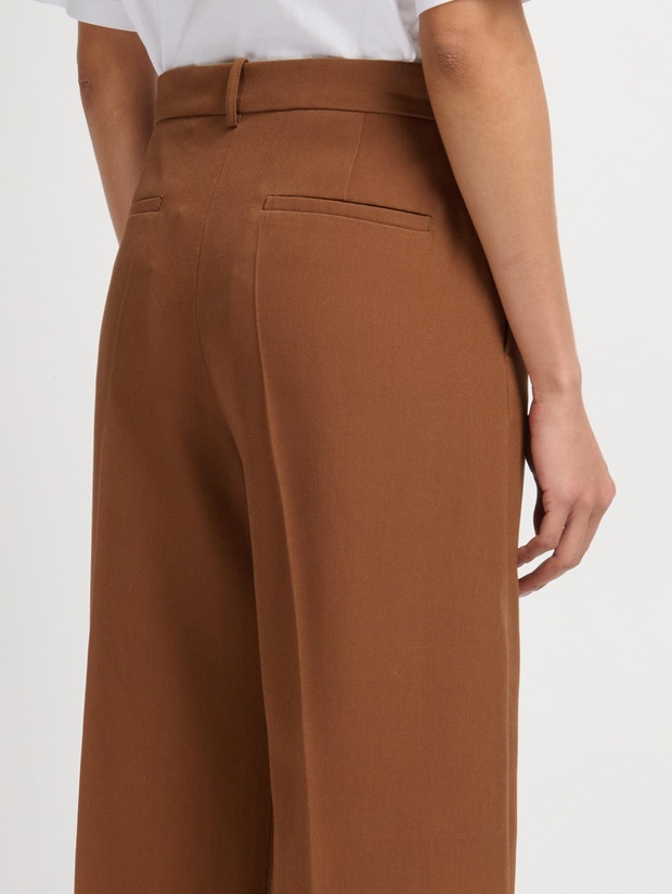 Cropped Wool Pant